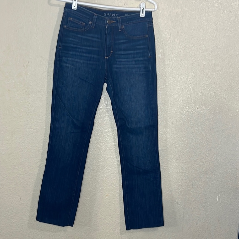 SPANX Jean SlimX Straight Size 27 Raw Cut Hem B76